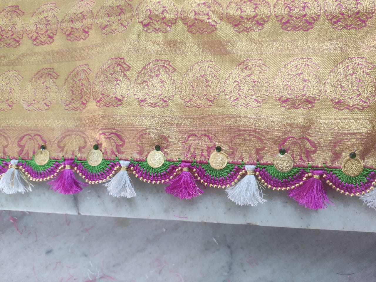 Designer Thread Kuchulu